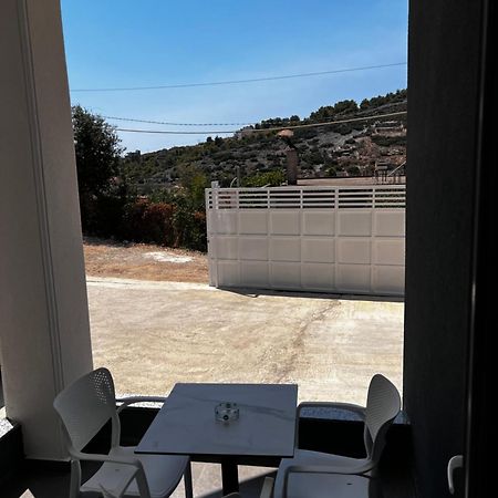 Noya Suites Sr Саранда Экстерьер фото