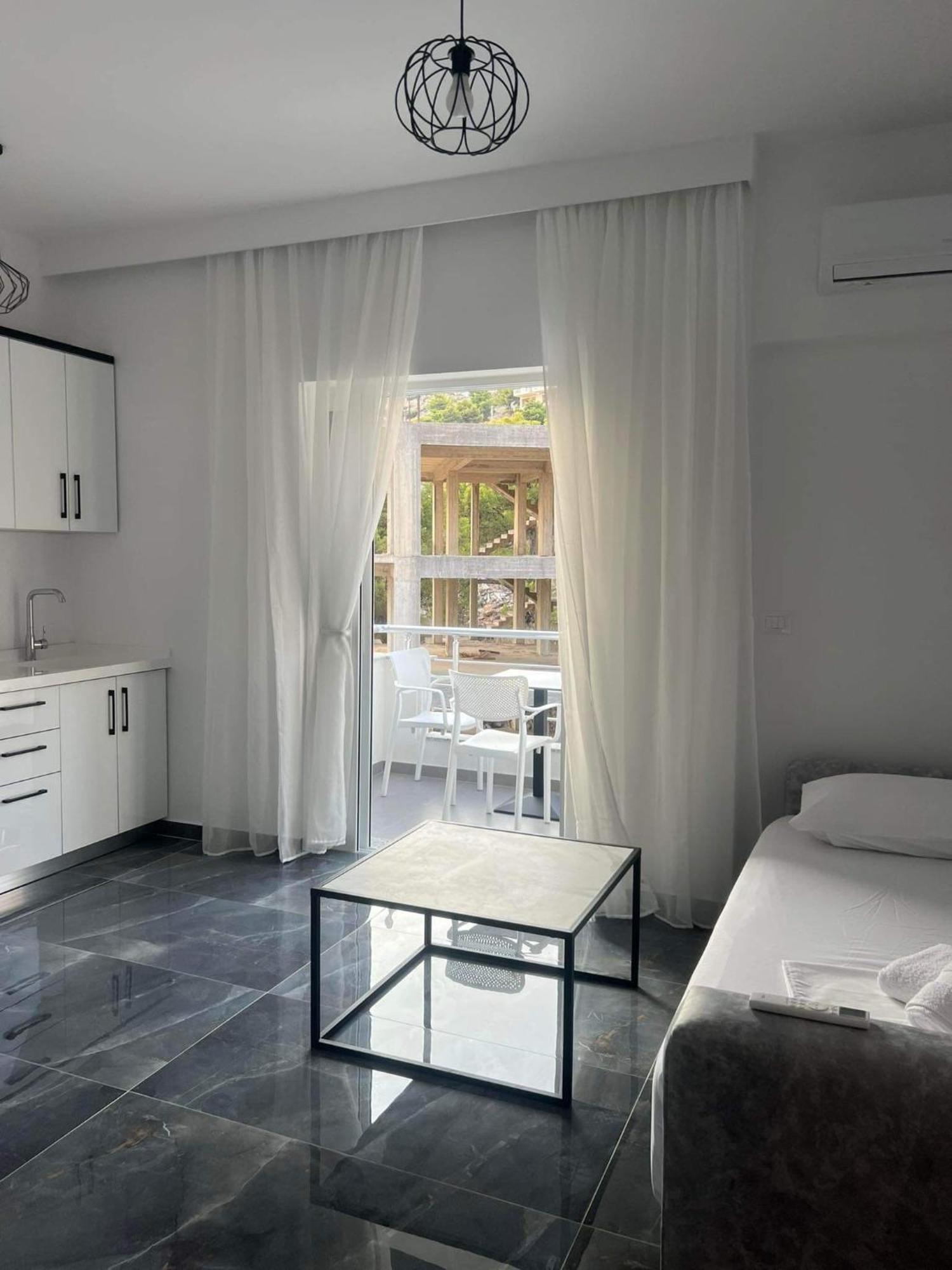 Noya Suites Sr Саранда Экстерьер фото
